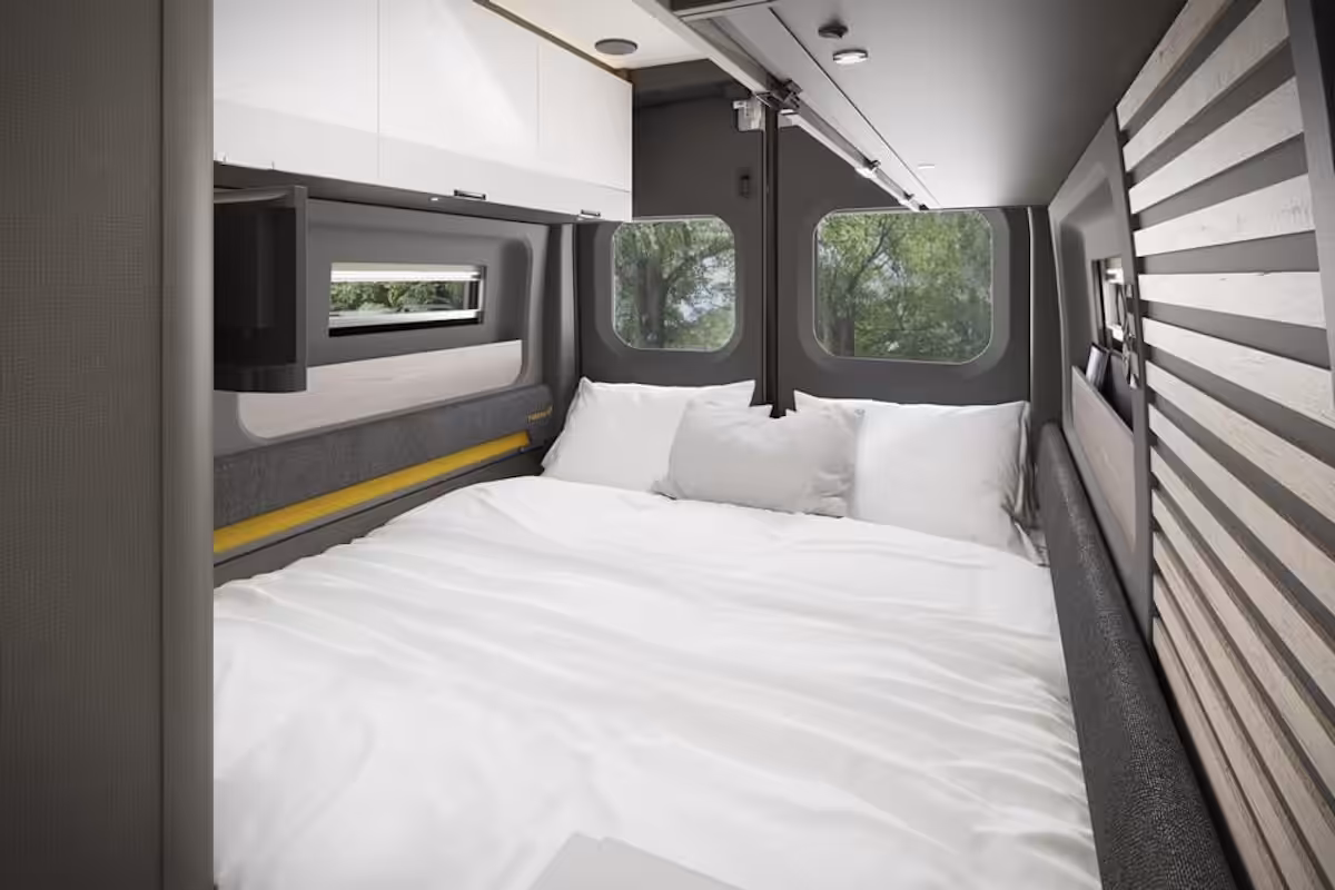 Swift Comfortable Interior Block