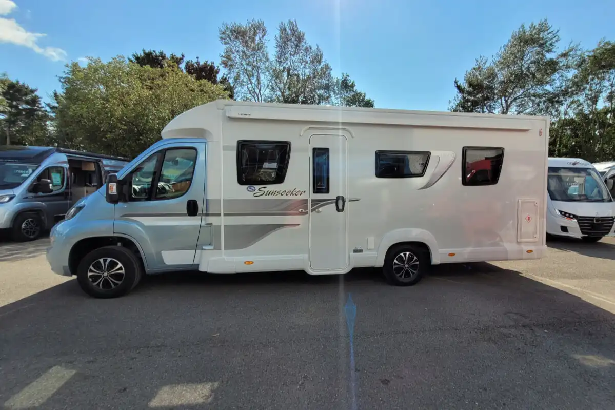 757AC2 05 Elddis Sunseeker150 WX73BWE