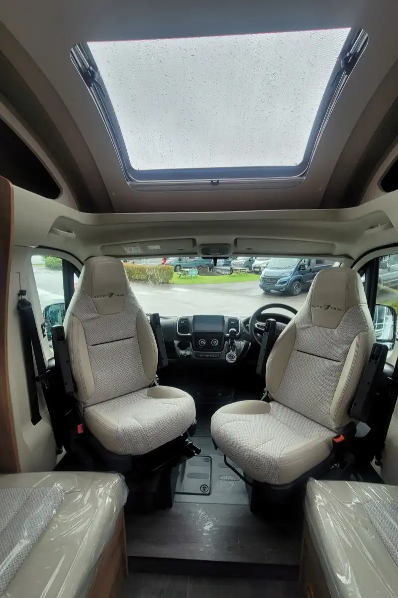 76B0AA 09 Autotrail Imala730 SMC11516