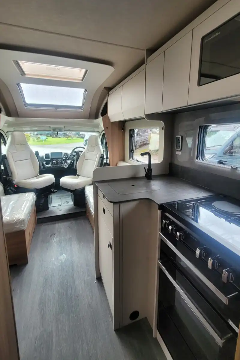 76B0AA 16 Autotrail Imala730 SMC11516