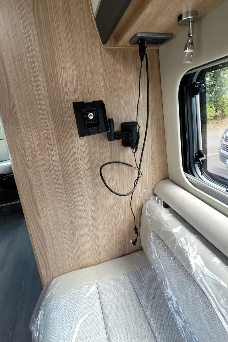 6AF076 24 Autotrail VLine540SE SMB20631