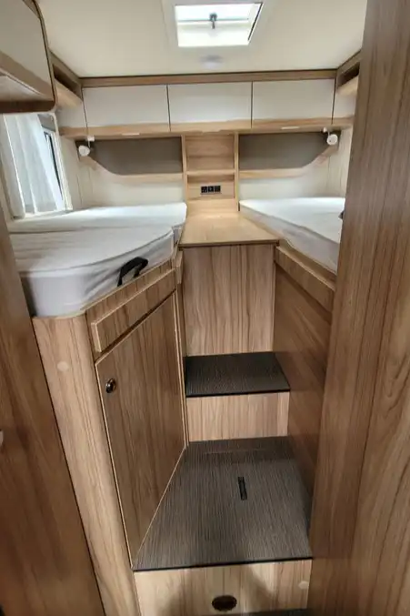 781D72 20 Hymer MLT580 PG23LTF