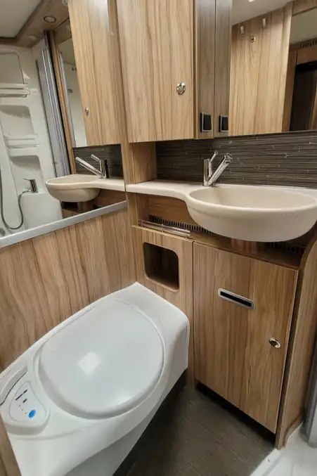 781D72 24 Hymer MLT580 PG23LTF