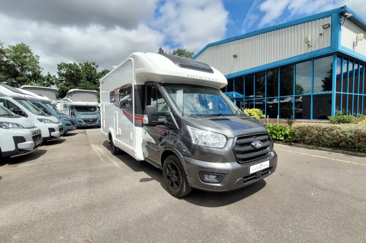777062 01 Autotrail F67 DTS42555
