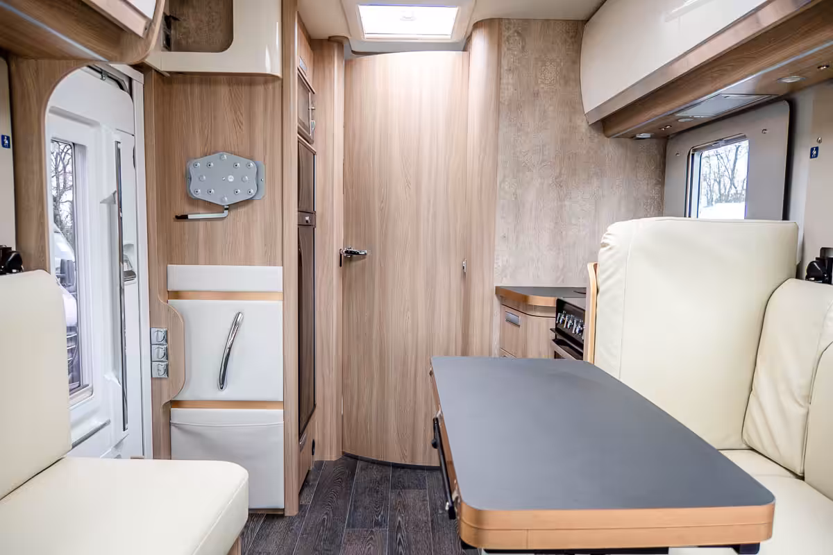 6CC8BE 14 2024 Laika Ecovip4112DS ZFA25000002X97958