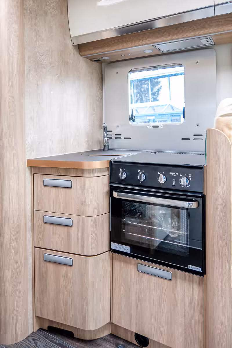 6CC8BE 16 2024 Laika Ecovip4112DS ZFA25000002X97958