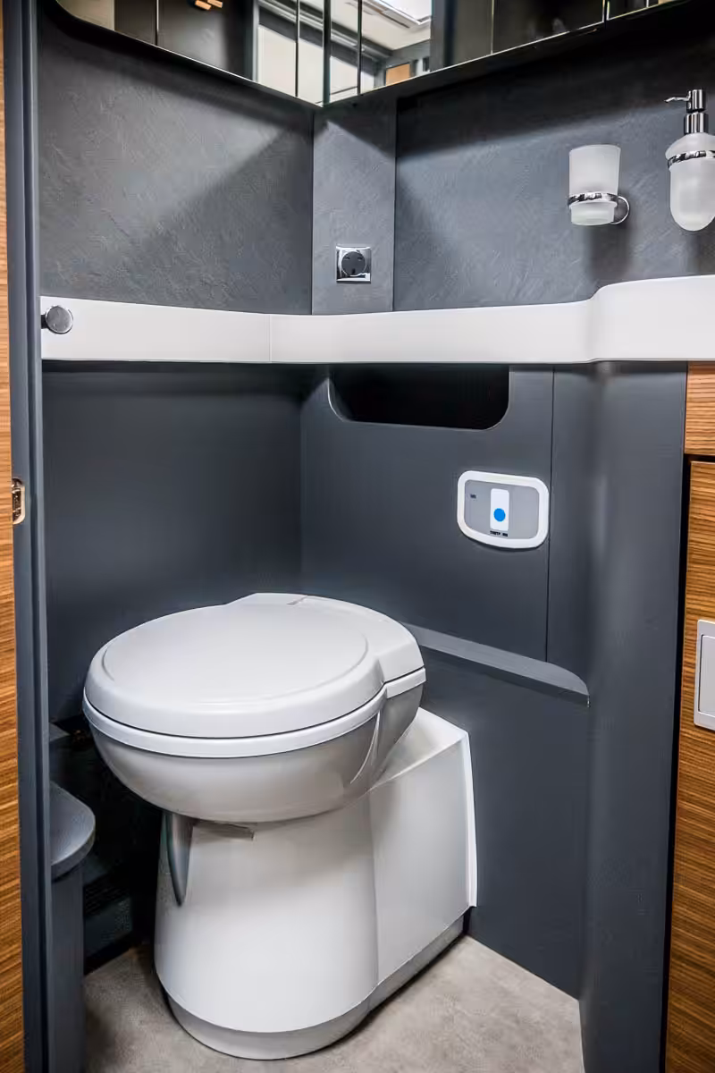 6D36EE 44 2024 Laika Kreos5109 ZFA25000002Y56016