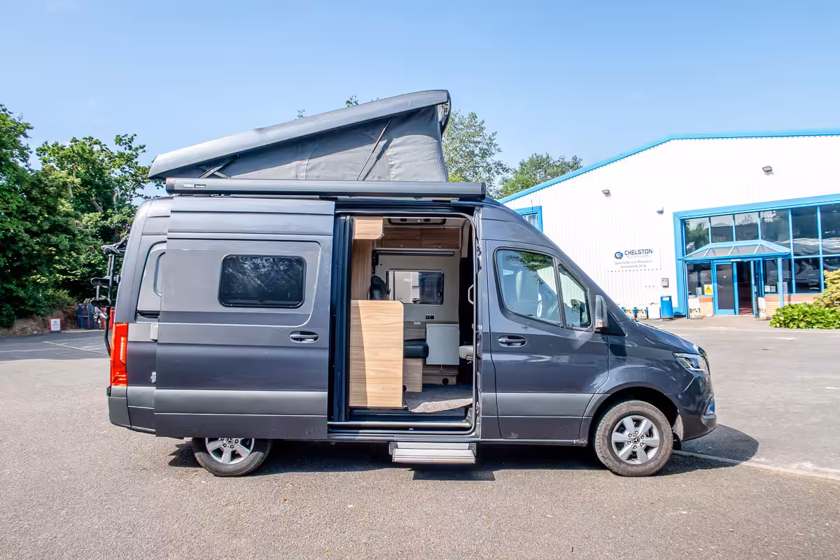 6DC2B2 08 2021 Hymer GrandCanyonS FT21EDF