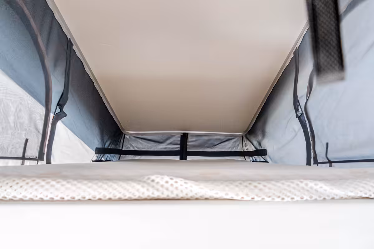6DC2B2 29 2021 Hymer GrandCanyonS FT21EDF