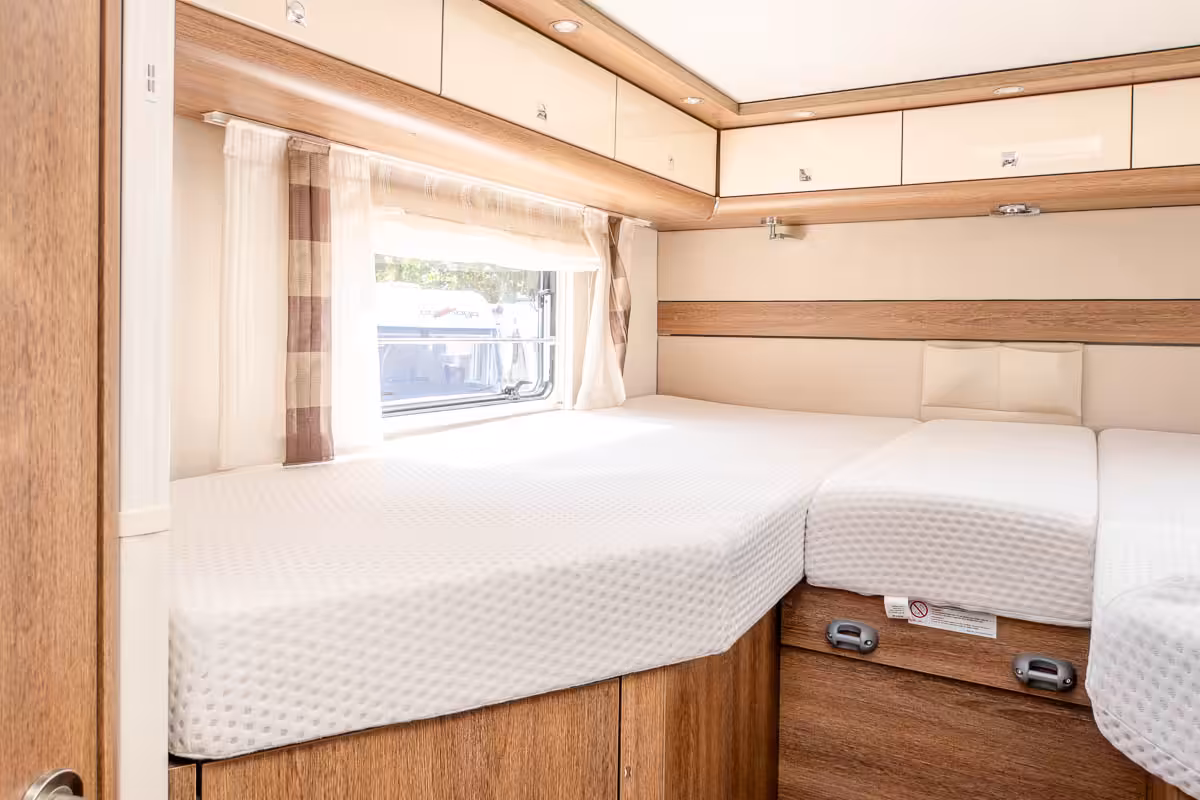6F3B46 25 2019 Dethleffs EspritI7150EB EN19OHH