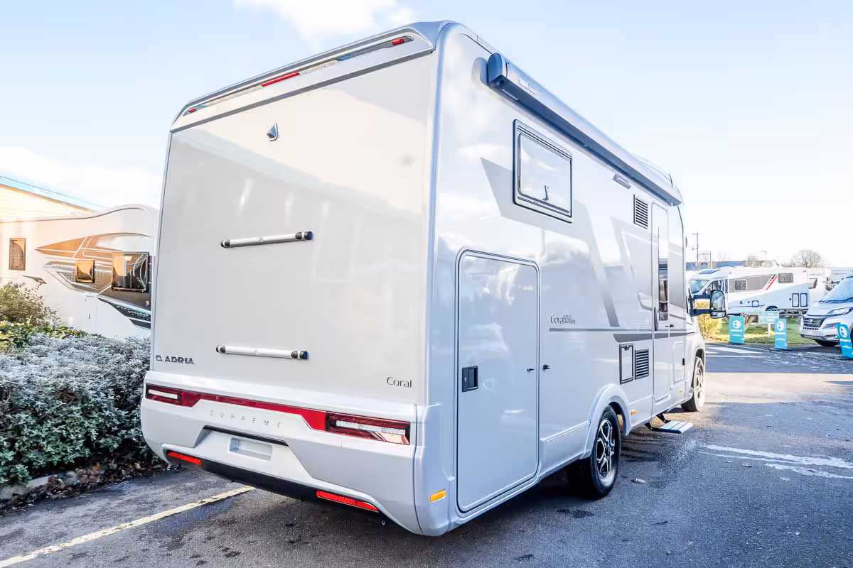 6F449A 04 2025 Adria Coral670SL ZFA2500005R2Z65052
