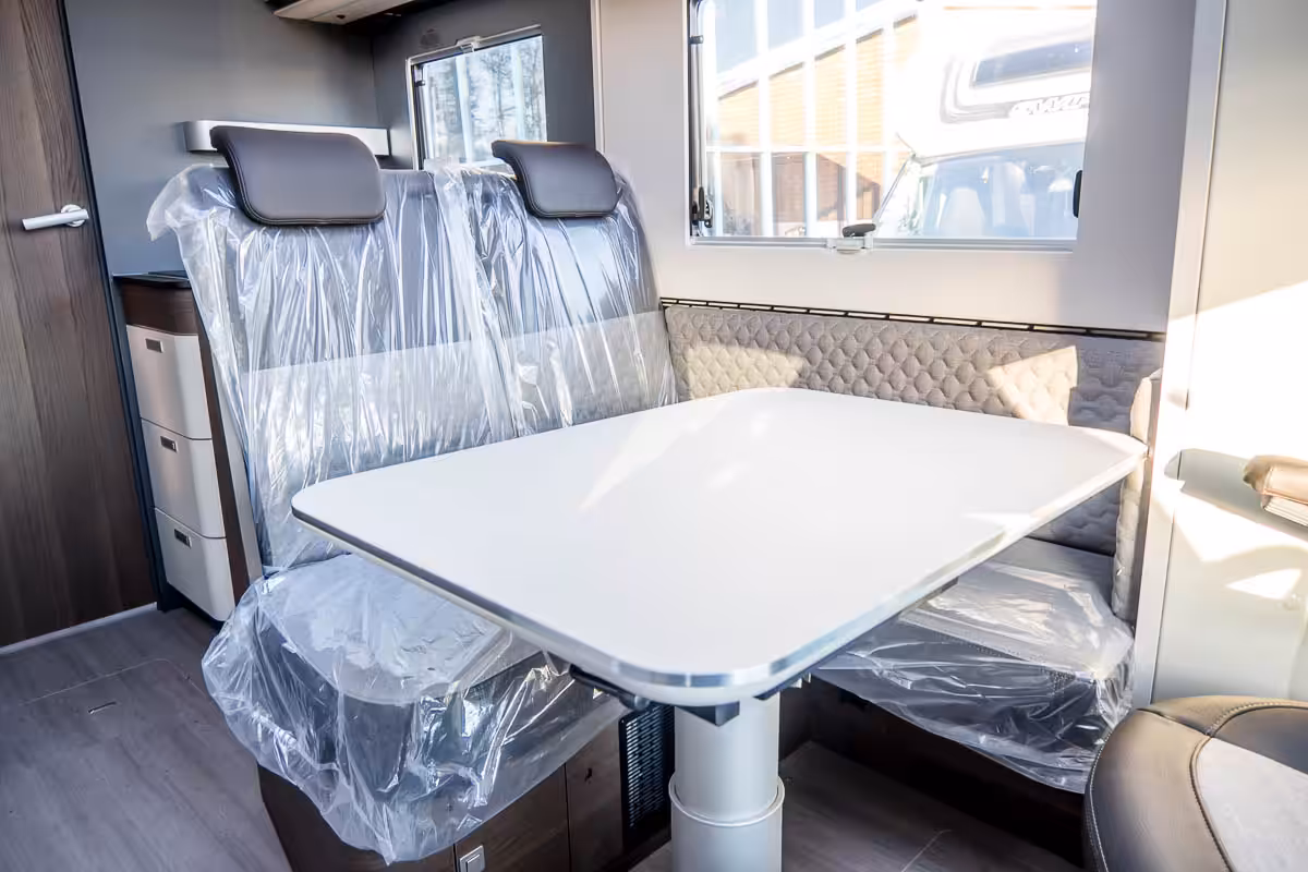 6F449A 13 2025 Adria Coral670SL ZFA2500005R2Z65052