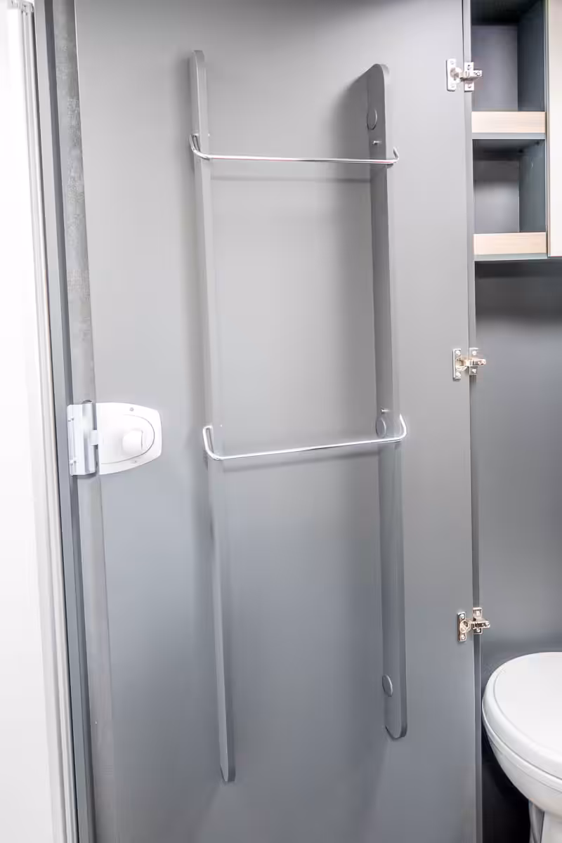 6FFF9E 27 2025 Laika KosmoH1409 R2Z74102