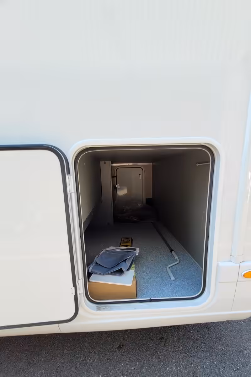 72C7E6 08 Autotrail Delaware WJ24VGM