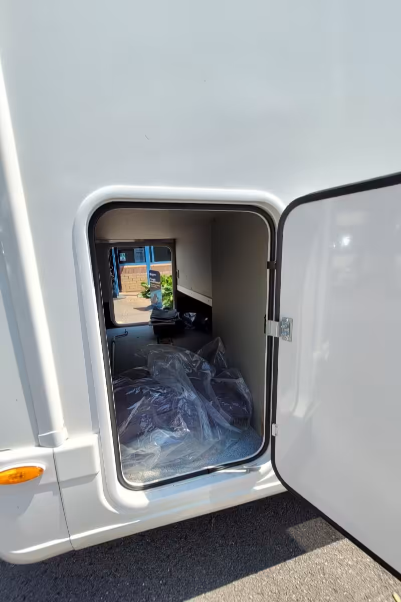72C7E6 09 Autotrail Delaware WJ24VGM