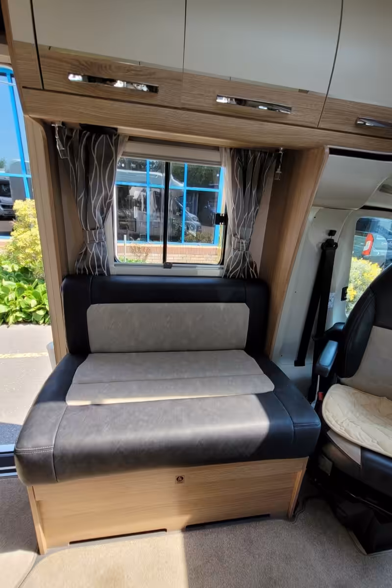 72C7E6 17 Autotrail Delaware WJ24VGM