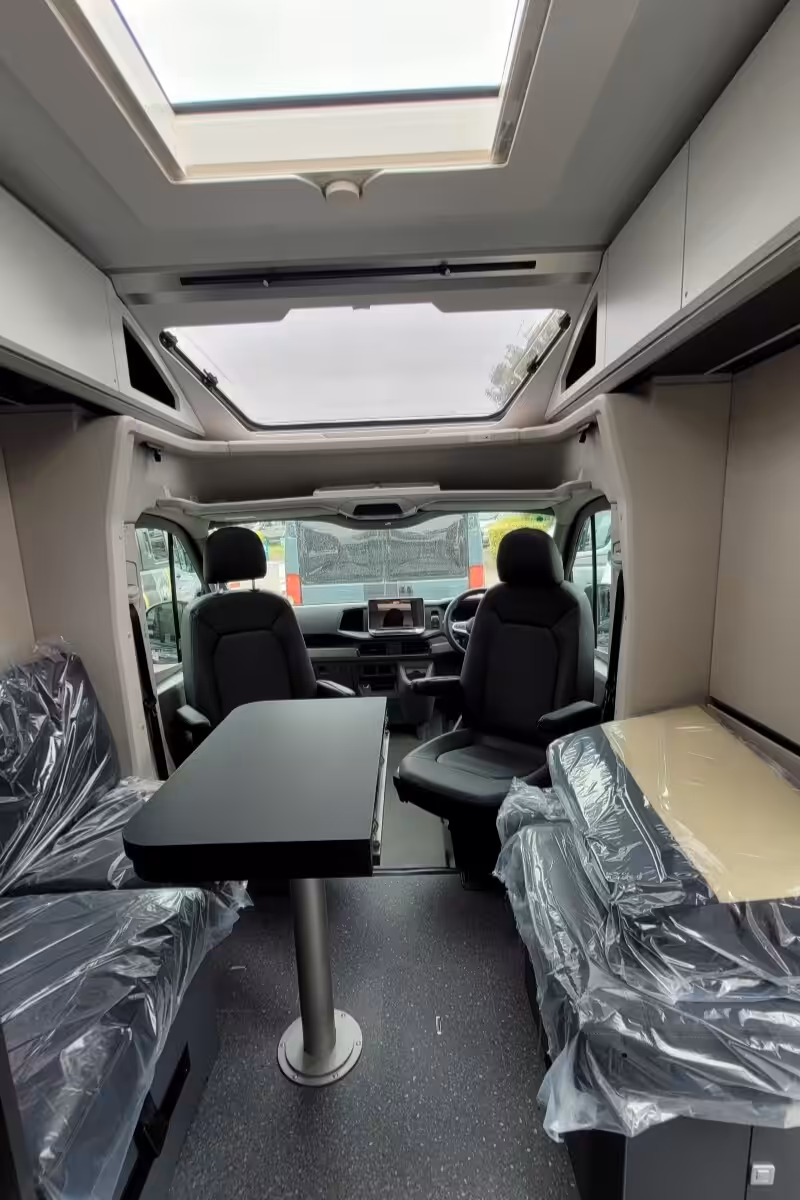 733302 19 Adria CompactMaxDL S9058201