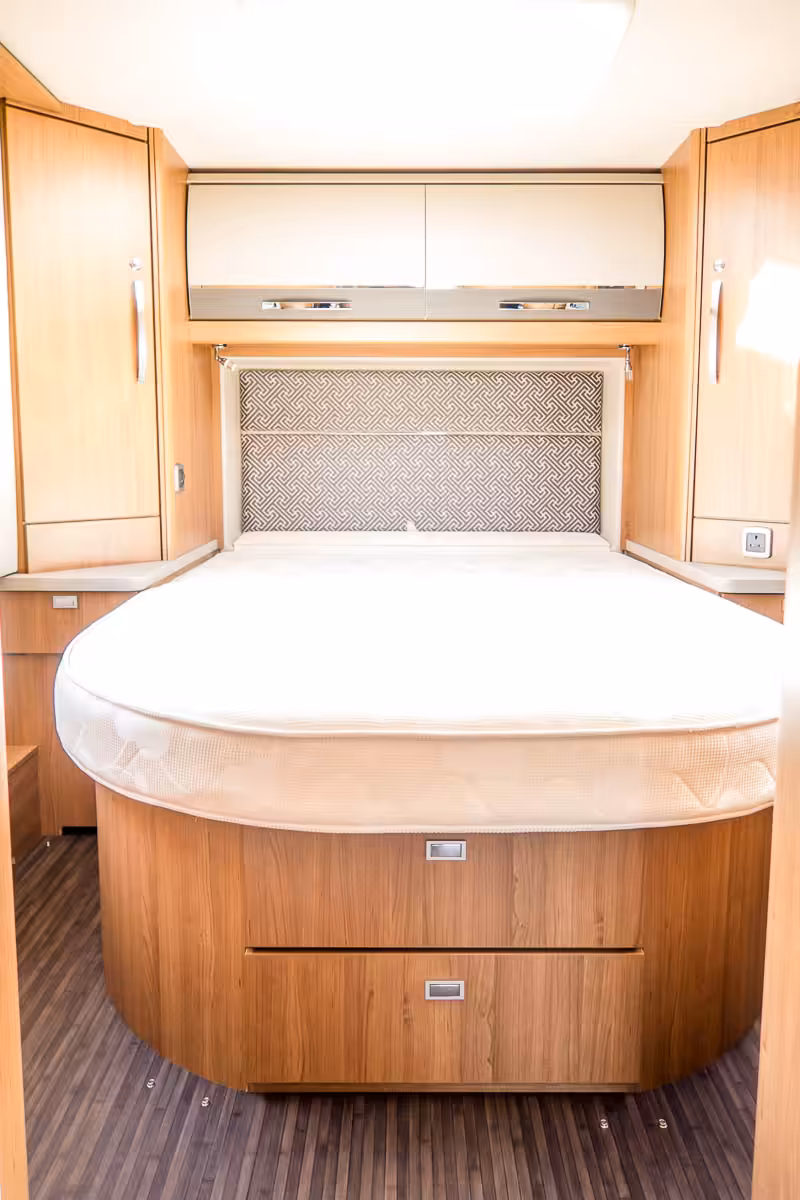 738C76 20 Autotrail Comanche LC19YVV