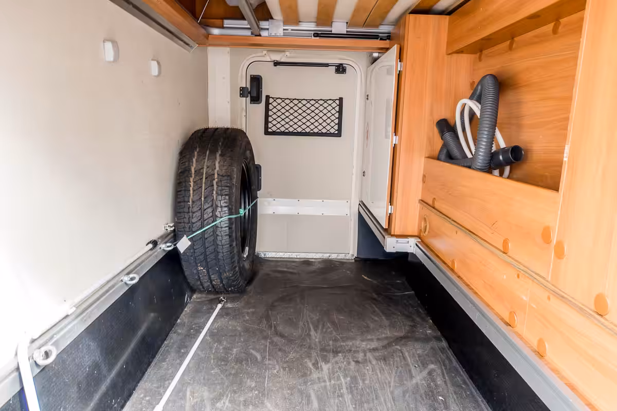 73CF5E 06 2017 Hymer ML630 WA17PWF