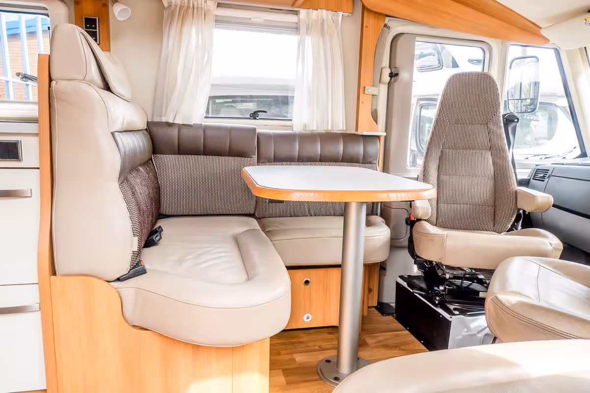 73CF5E 18 2017 Hymer ML630 WA17PWF