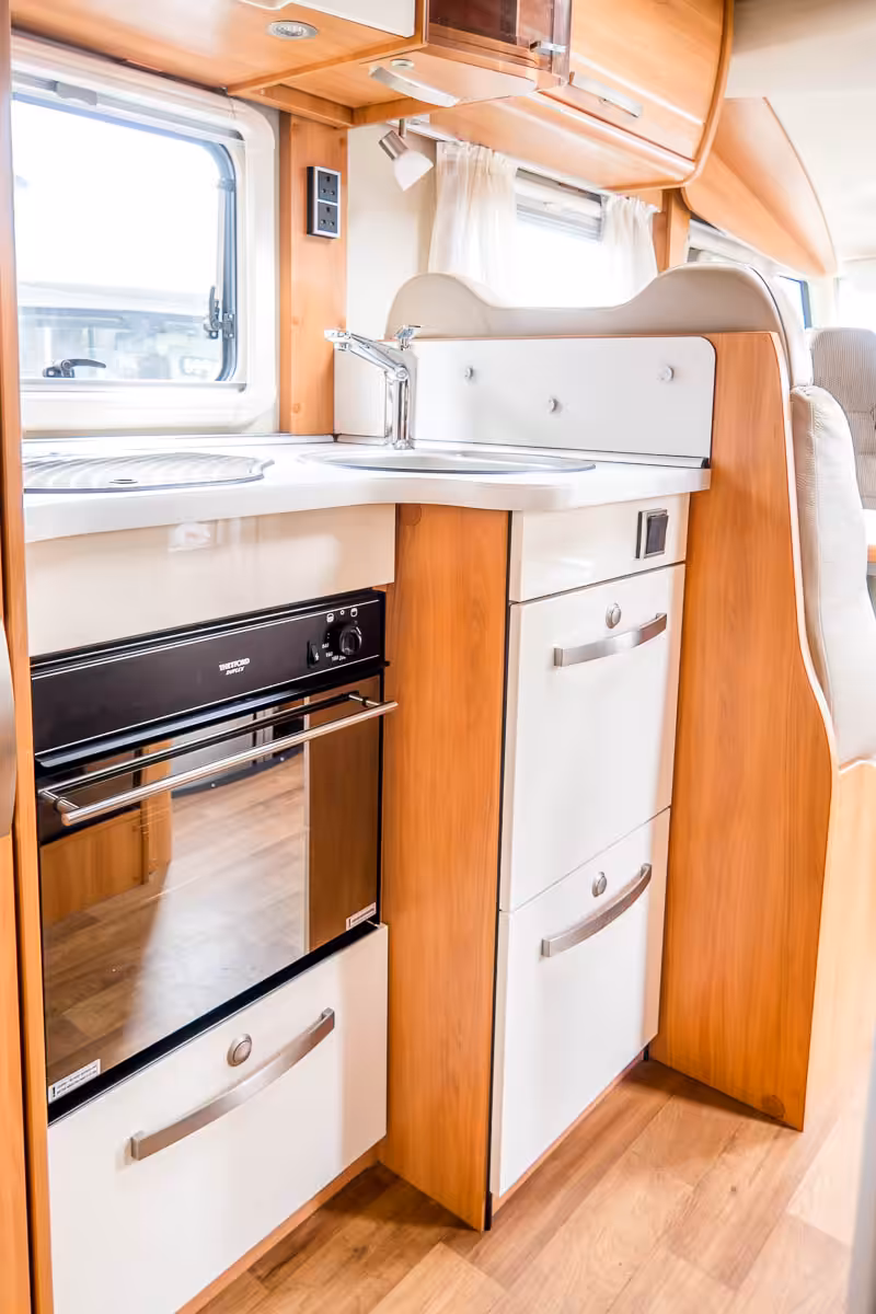 73CF5E 24 2017 Hymer ML630 WA17PWF