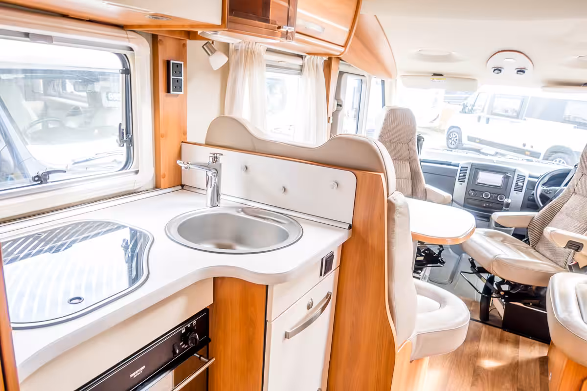 73CF5E 25 2017 Hymer ML630 WA17PWF