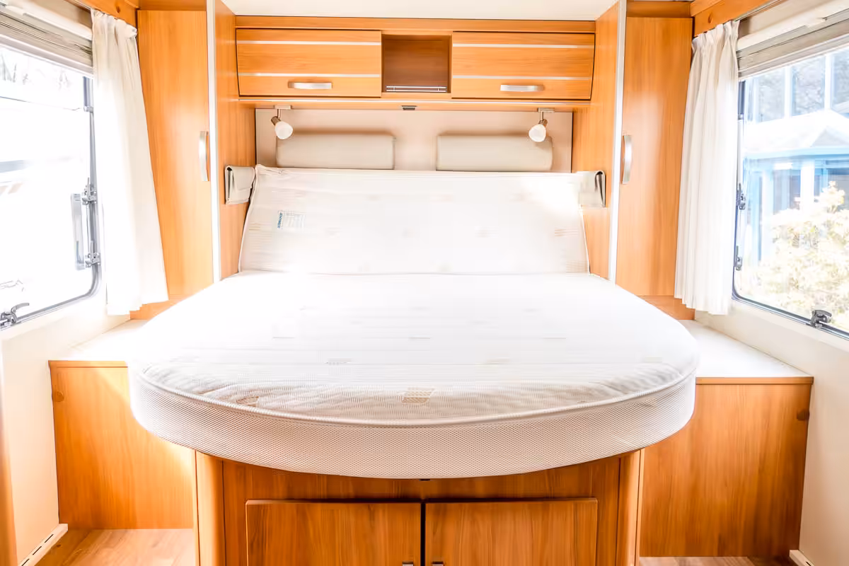 73CF5E 33 2017 Hymer ML630 WA17PWF