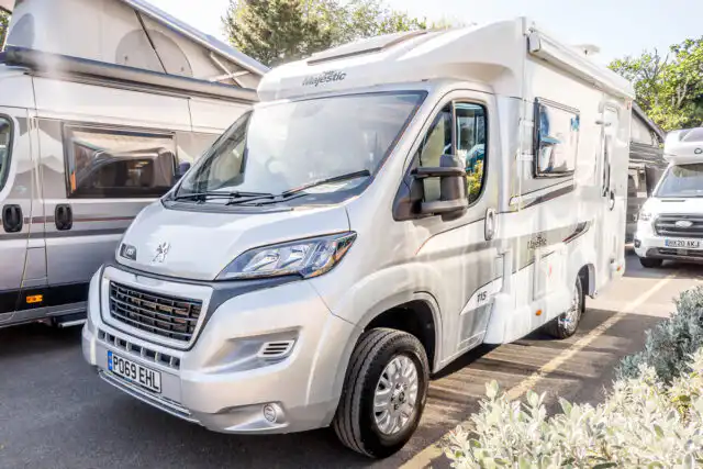 73F436 01 2019 Elddis Majestic115 PO69EHL