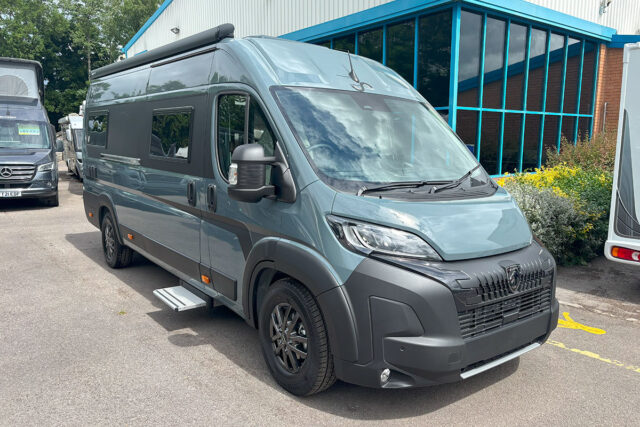 74EDF6 01 2025 MegaMobil MegaSport 640 Hubbett 