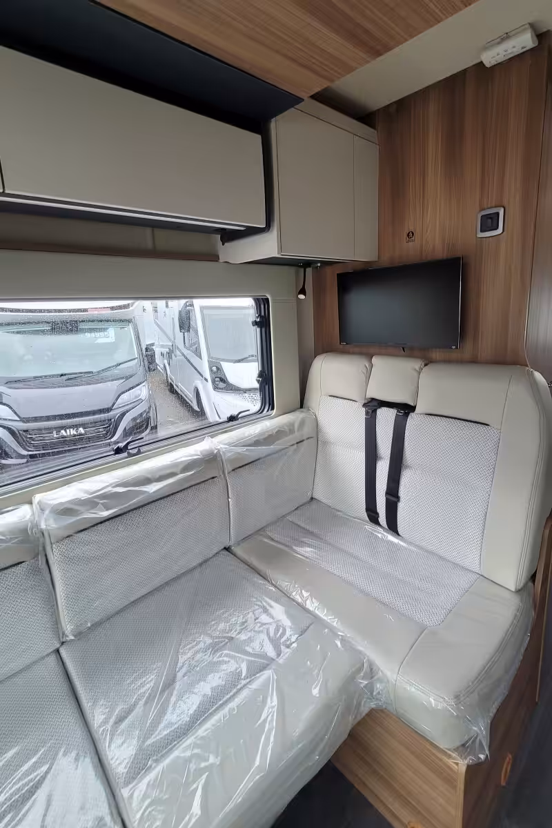 76B0B6 16 Autotrail Imala736 SMC16154