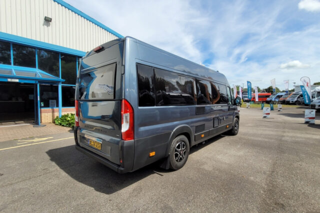 78367A 03 Autotrail V Line 635Sport WL24ASV