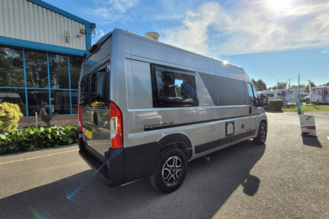 78B956 03 Autotrail Expedition66 TG054082