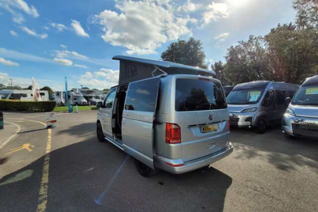 7917C6 03 Volkswagen Transporter T30 WX66ZYT