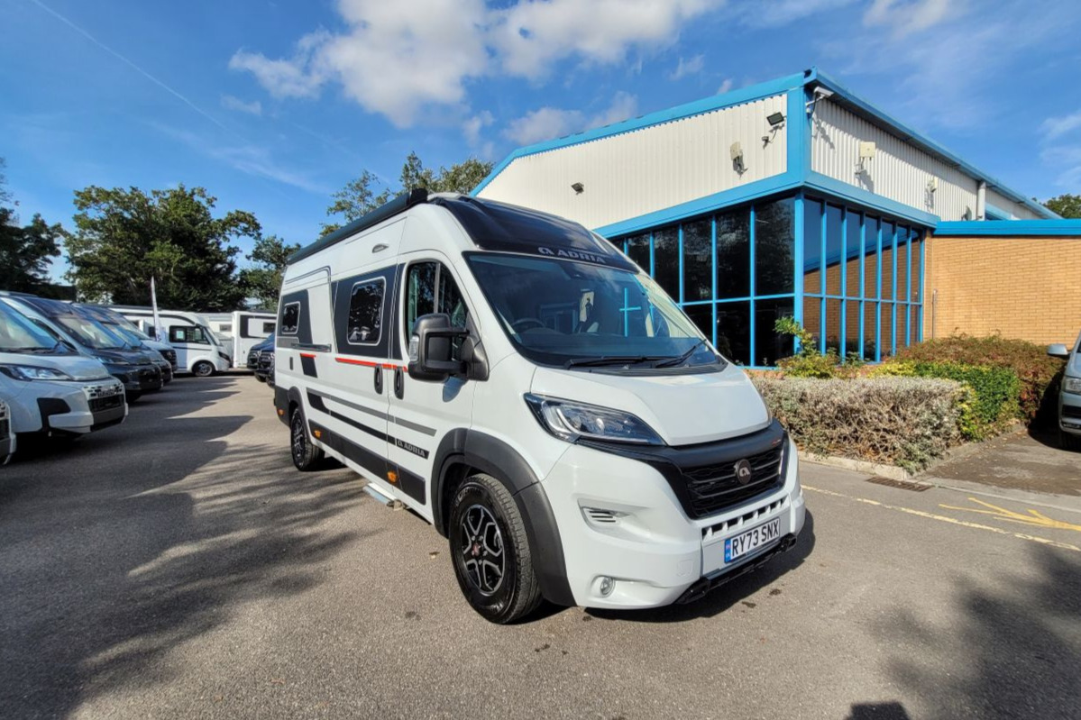 79710E 07 Adria Twin Sports 640 SGX RY73SNX