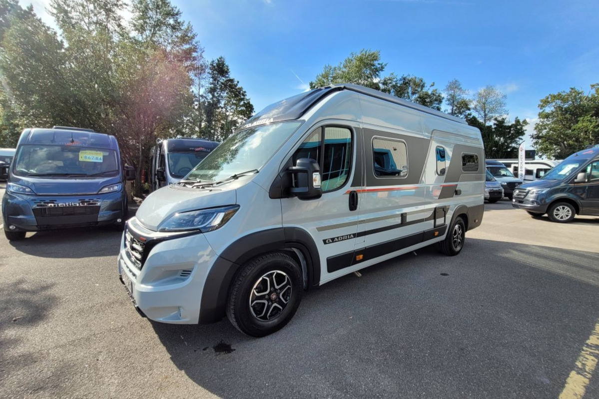 79710E 12 Adria Twin Sports 640 SGX RY73SNX