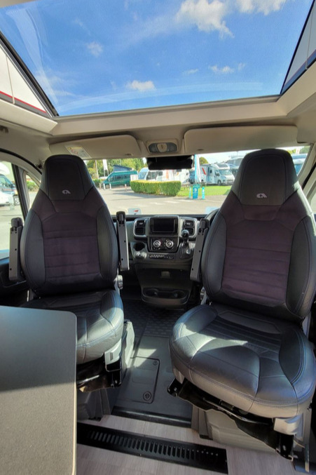 79710E 14 Adria Twin Sports 640 SGX RY73SNX
