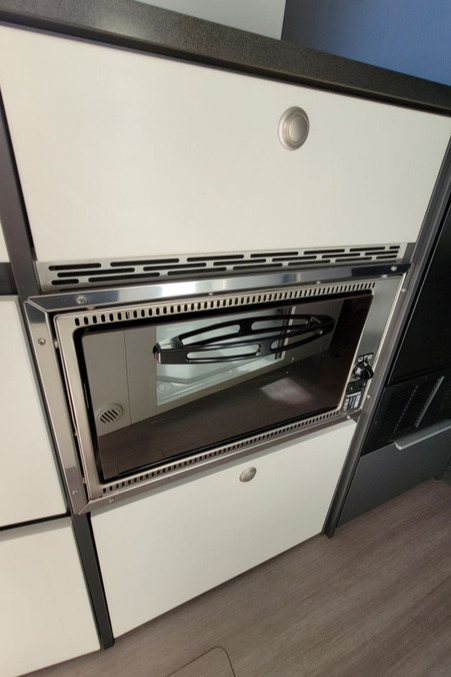 79710E 24 Adria Twin Sports 640 SGX RY73SNX