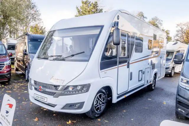 6D41AA 02 2024 Burstner Lyseoi690g ZFA25000002Y12998
