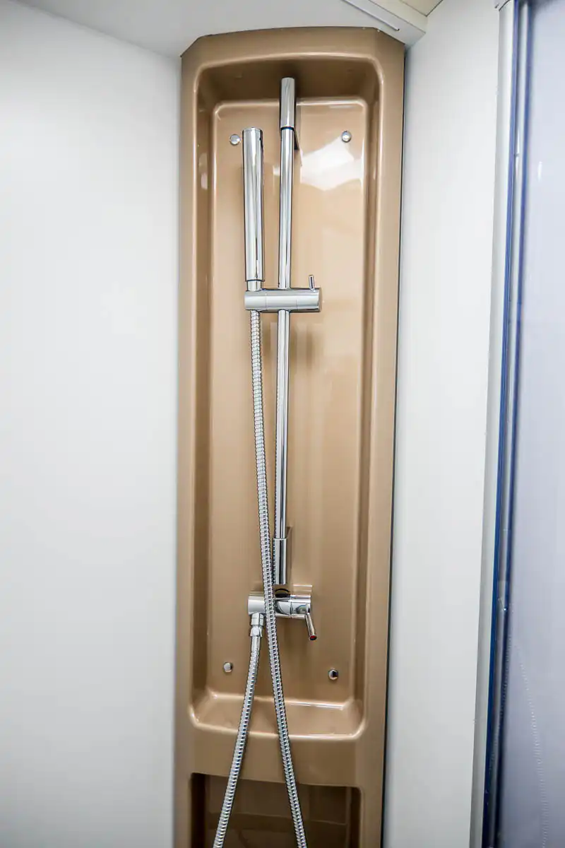 6D41AE 33 2024 Burstner Lyseoi727g ZFA25000002X97433