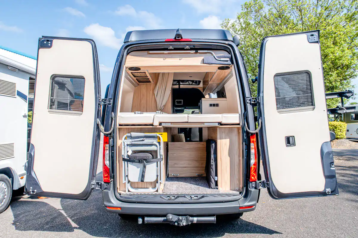 6DC2B2 11 2021 Hymer GrandCanyonS FT21EDF