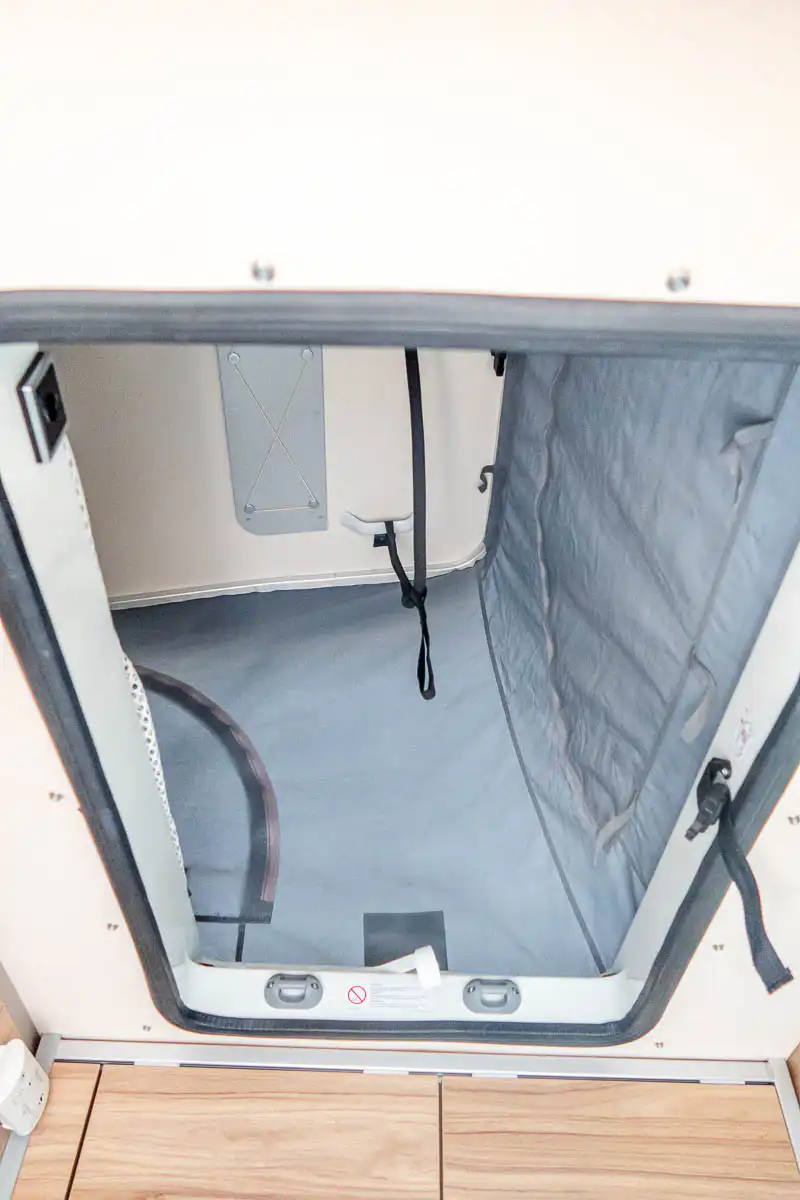 6DC2B2 28 2021 Hymer GrandCanyonS FT21EDF