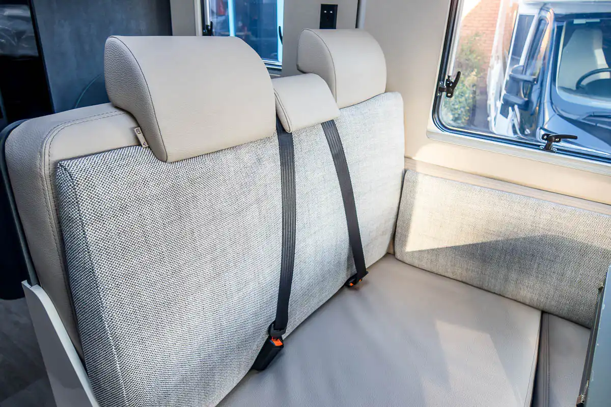 6DF61A 20 2025 Laika KosmoH1319 R2281589