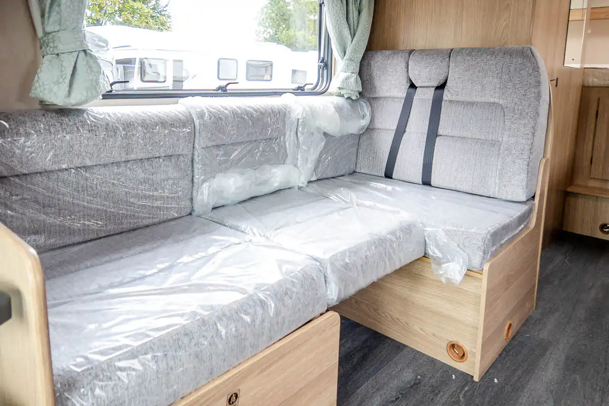 6EEB9A 12 2024 Autotrail Imala736G ZFA25000002Z25537