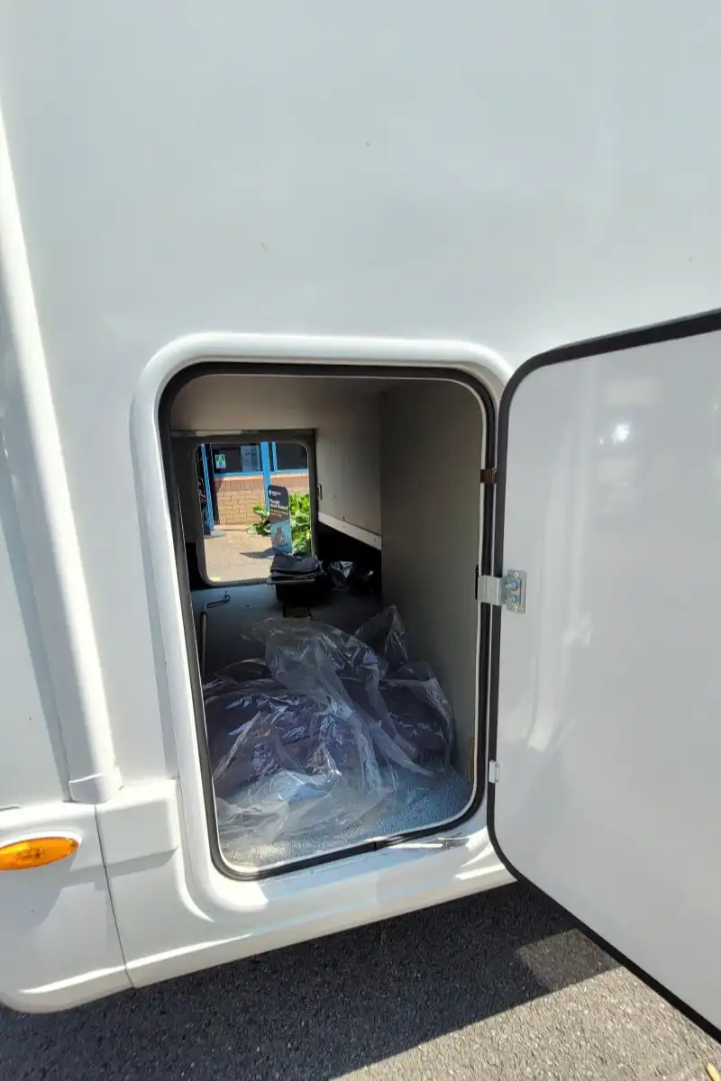 72C7E6 09 Autotrail Delaware WJ24VGM