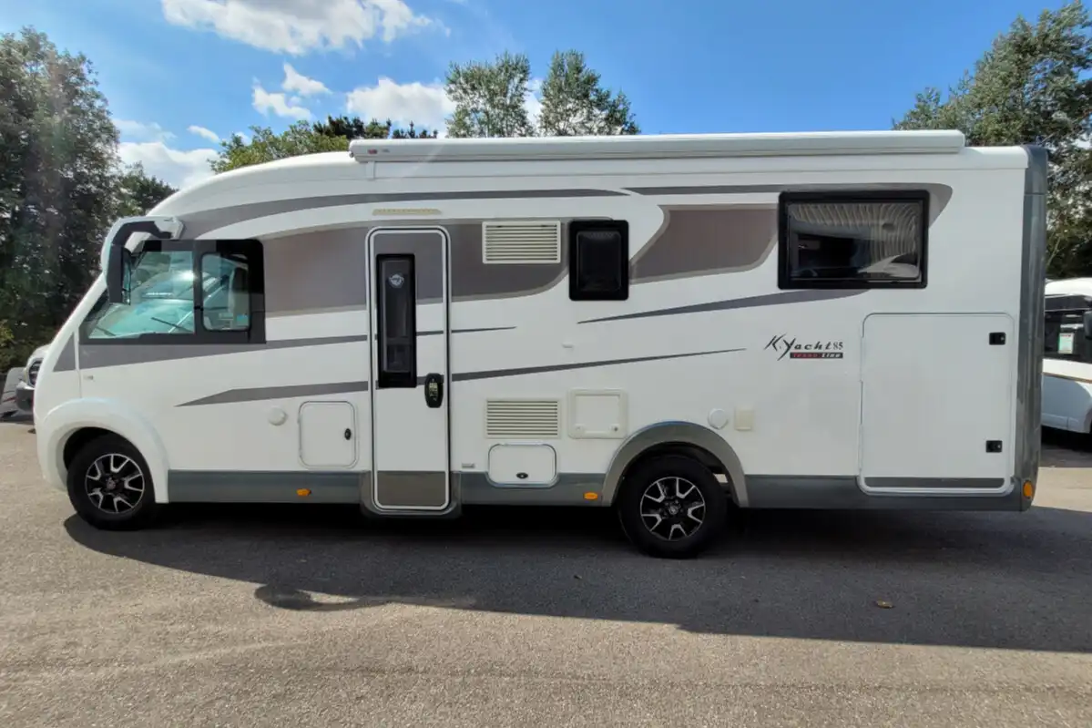 75B142 04 Mobilvetta KYacht85 PE68FPC
