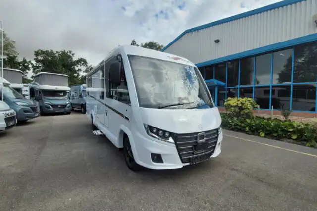 75D81E 01 Carthago C2 Tourer I 148 RB QB L TN382656