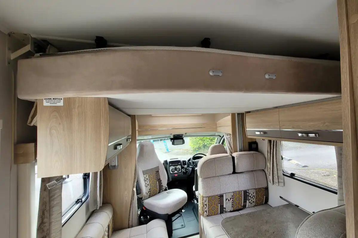 75FFB6 16 Elddis Evolution196 FX68XAF