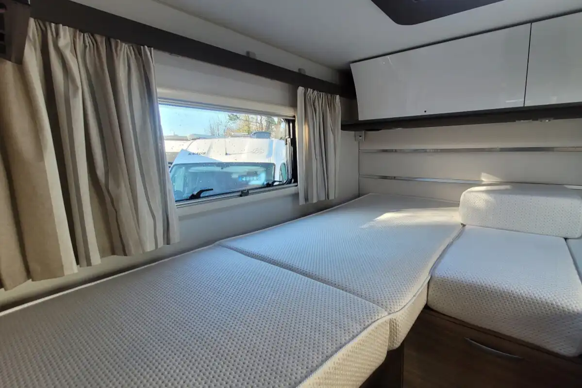 7684DE 29 Adria SonicSupreme710SL WJ71ZHG
