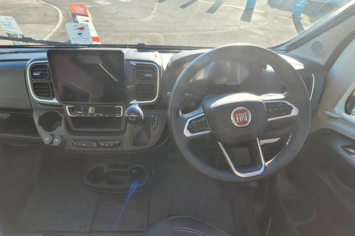 769696 10 Pilote V633M WK73BBN