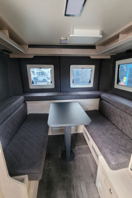 76980E 21 Megamobil Lounge 540 TMC86959